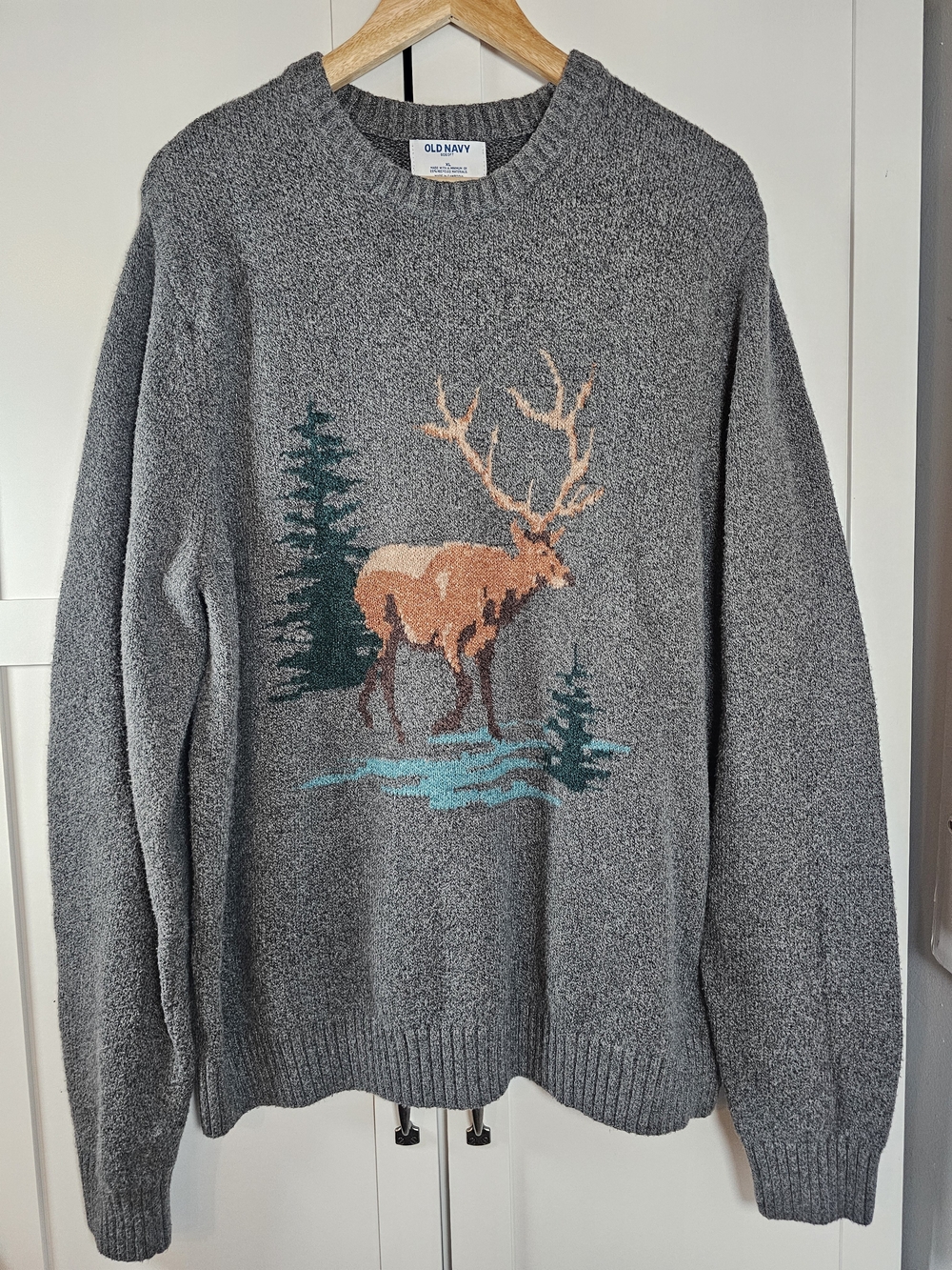 Old Navy SoSoft Men's XL Gray Knit Sweater Elk Deer Cabin Woods Gorpcore Nature